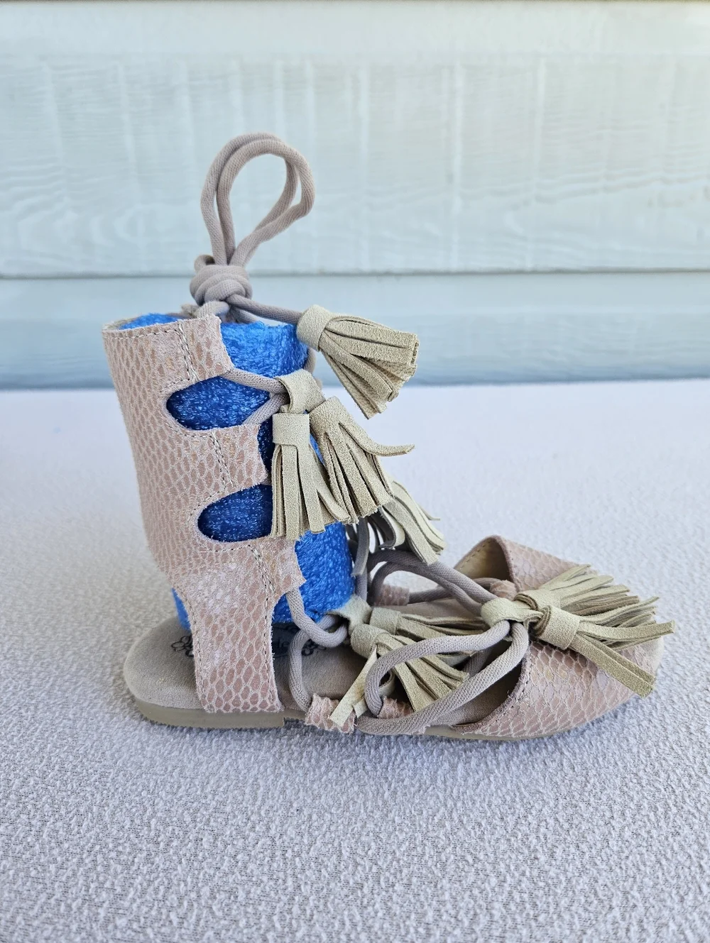 Joyfolie Imogen Nude Pink Gladiator Tassel Sandals Girl SZ 9 Boho Snakeskin Zip